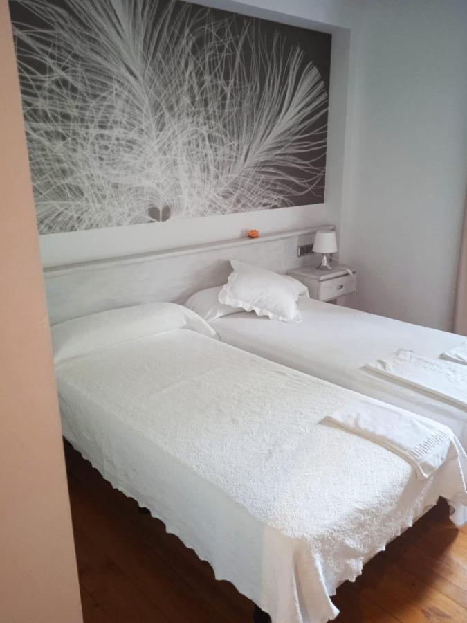 Hotel Pisuerga โปรอาซา ภายนอก รูปภาพ