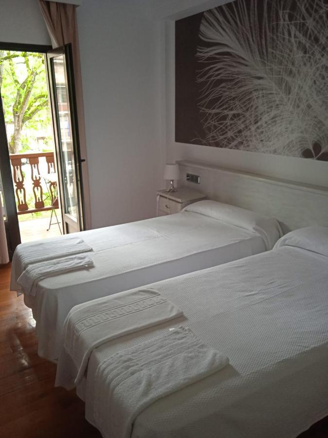 Hotel Pisuerga โปรอาซา ภายนอก รูปภาพ